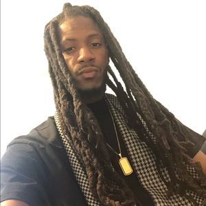 Meet your Posher, Christopher